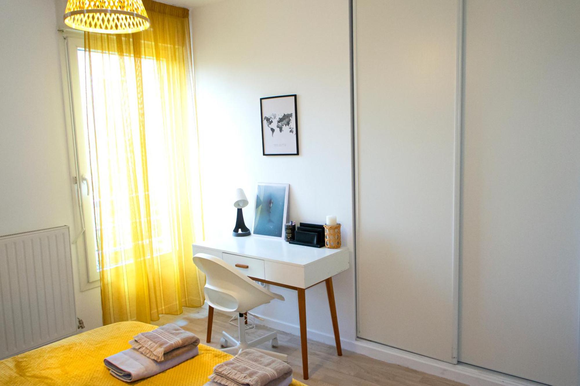 Superbe Appartement ,Proche De Paris, Dans Residence Privee , Ideal Familles, Parking Et Wifi Gratuits! ! ! Vitry-sur-Seine Eksteriør billede