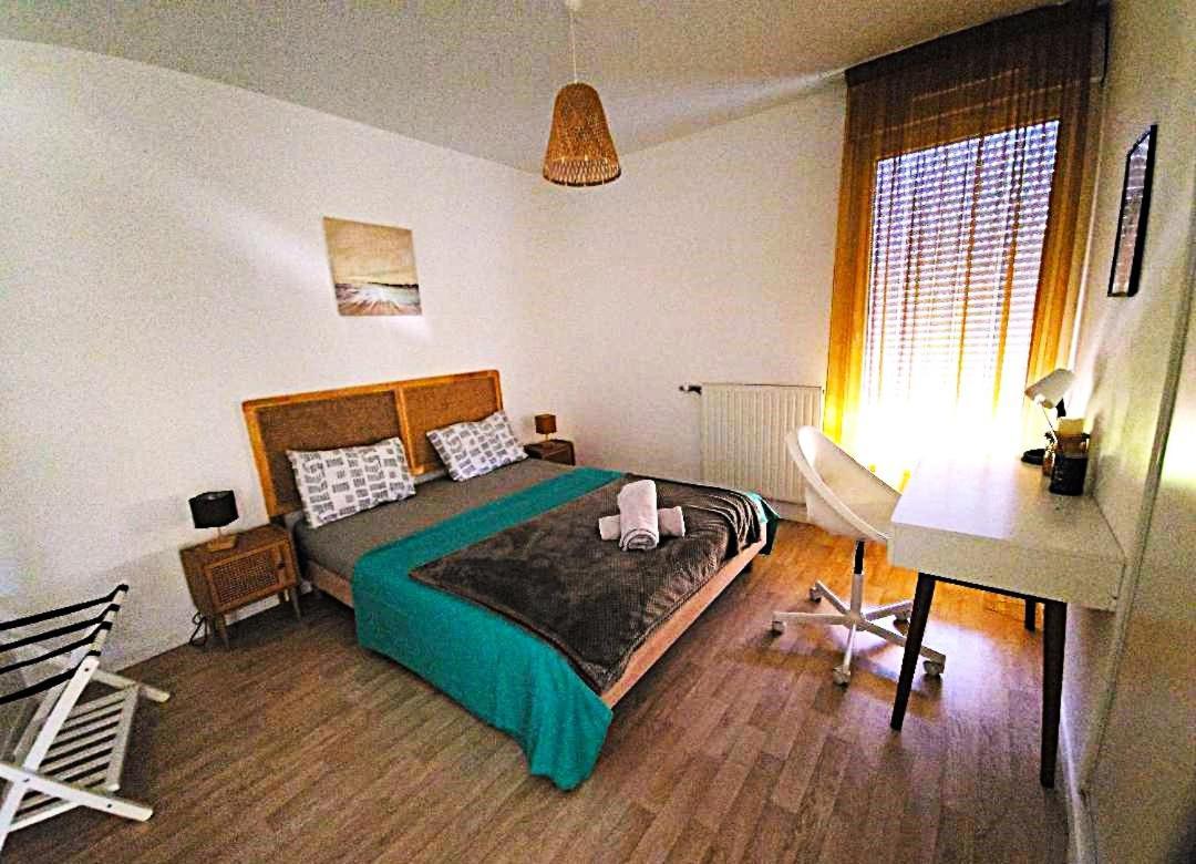 Superbe Appartement ,Proche De Paris, Dans Residence Privee , Ideal Familles, Parking Et Wifi Gratuits! ! ! Vitry-sur-Seine Eksteriør billede